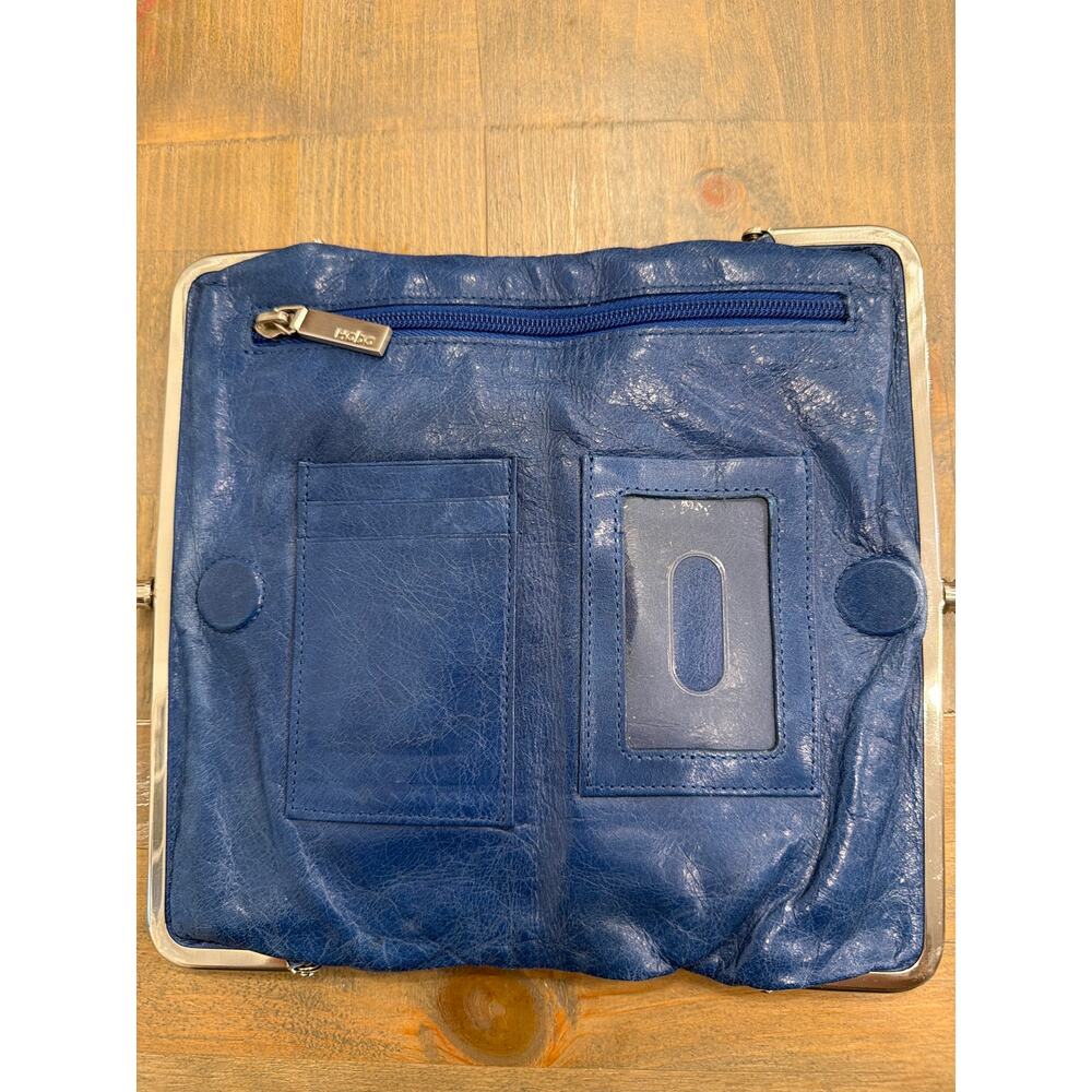 Lauren Hobo Wallet - Picture 2 of 6